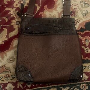 Elegant Brown Leather Brighton Crossbody Bag